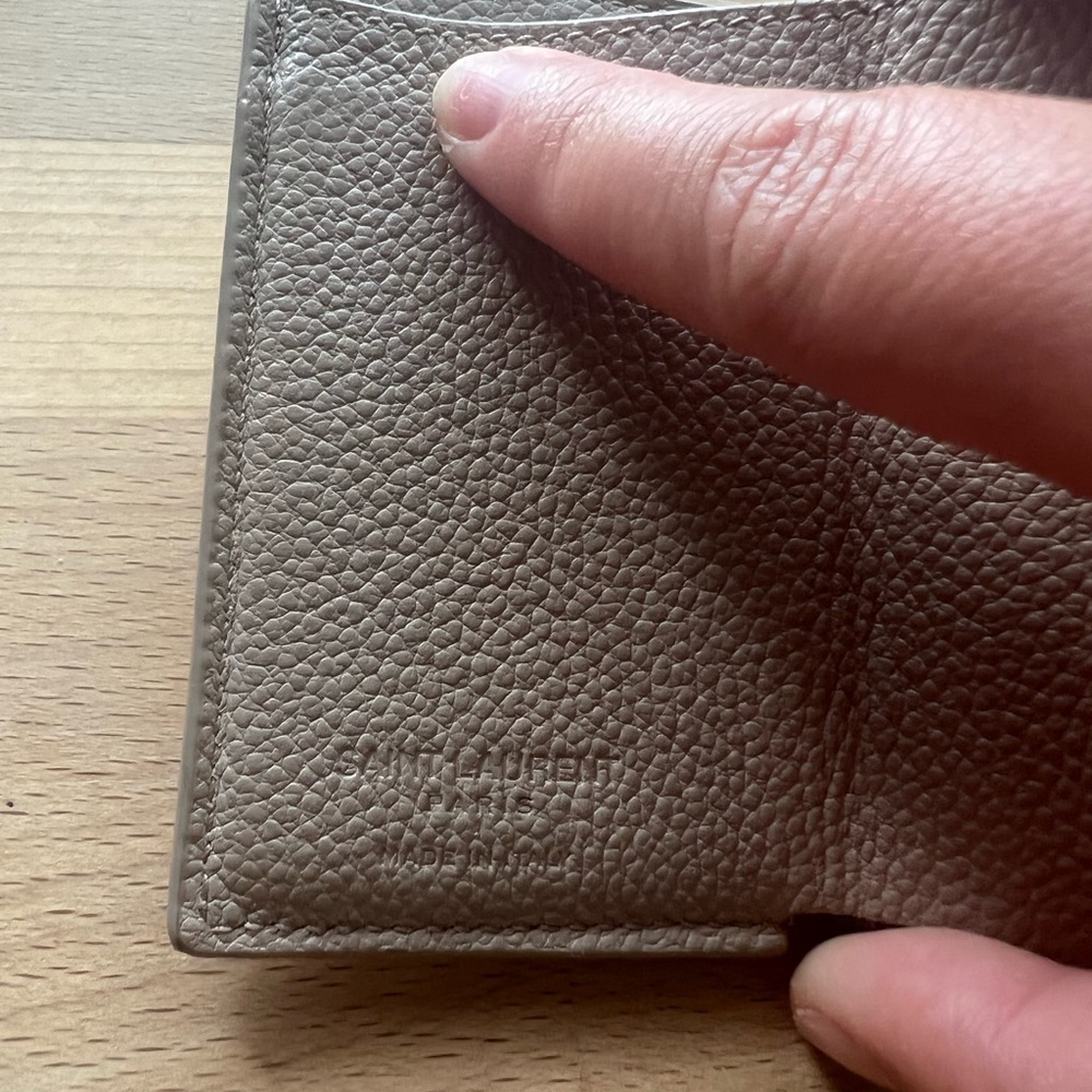 Saint Laurent Purse Tri-Fold Calf Leather Beige Wallet - Picture 7 of 7